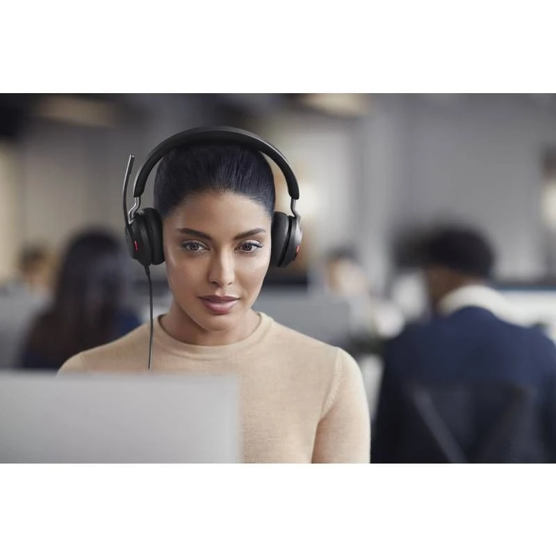 Jabra Evolve2 40 SE USB-C MS Stereo 4 Jabra Evolve2 40 SE USB-C MS Stereo - Image 4