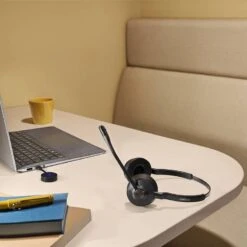 Jabra Engage 55 Stereo UC USB-A -Logitech Shop engage 55 duo lifestyle