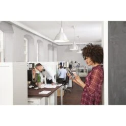 Poly Voyager 5200 MS Office USB-A 7 Poly Voyager 5200 MS Office USB-A -Logitech Shop ware voyager 5200 uc curly hair woman open office sci print cmyk 08apr16 s 4 1 1